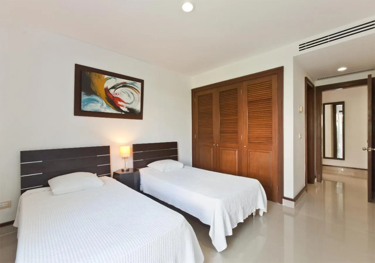 Condominios Quadra Alea Playa del Carmen 0*,