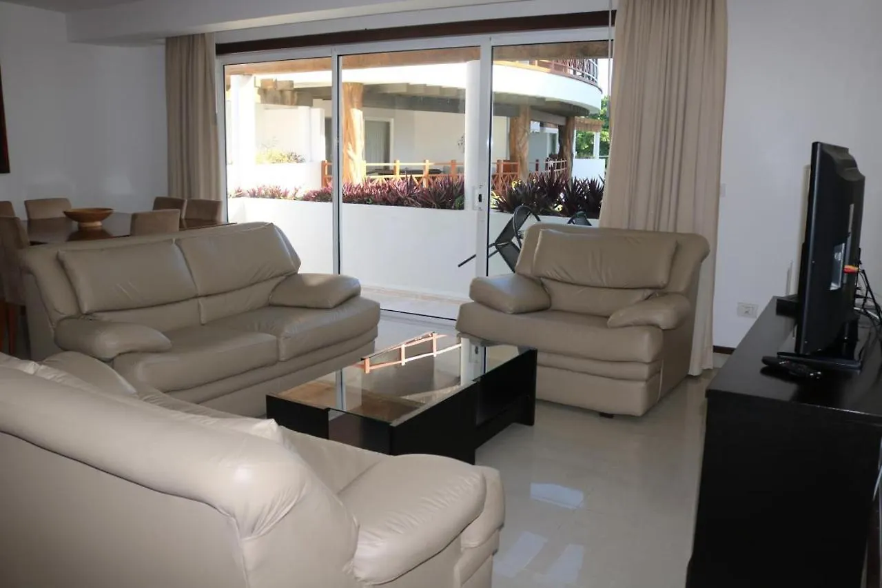 Condominios Quadra Alea Playa del Carmen Apartment