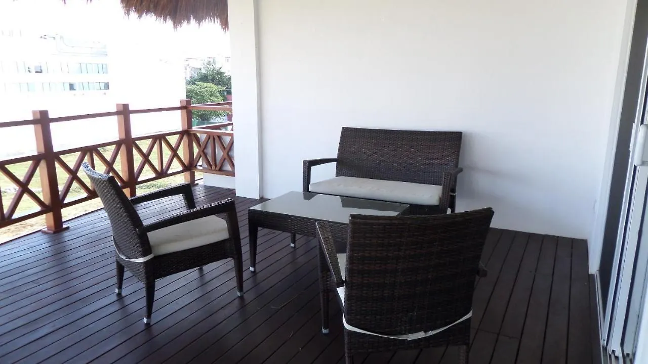 Condominios Quadra Alea Playa del Carmen Apartment
